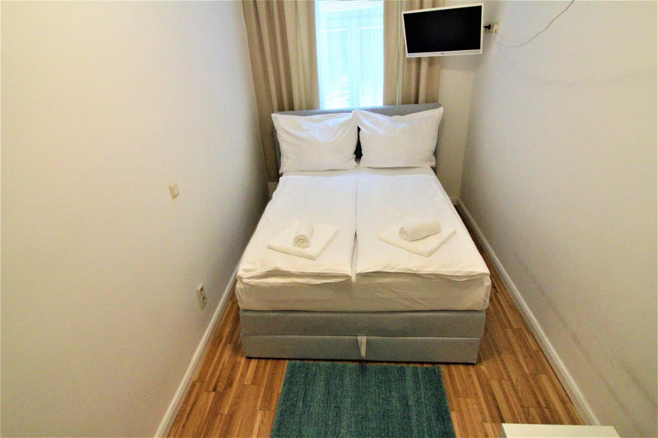 Small Studio Close To City Center Vienna Exterior photo