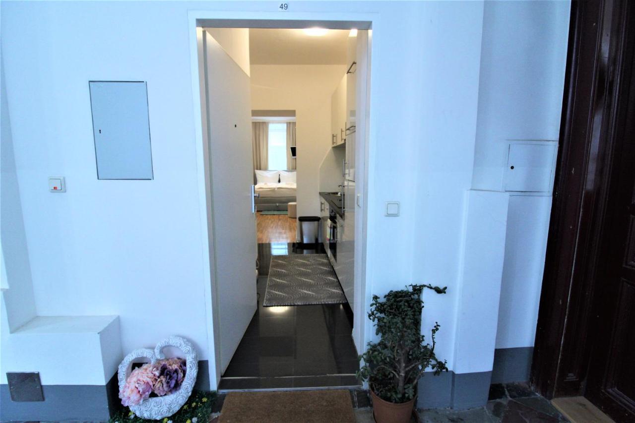 Small Studio Close To City Center Vienna Exterior photo